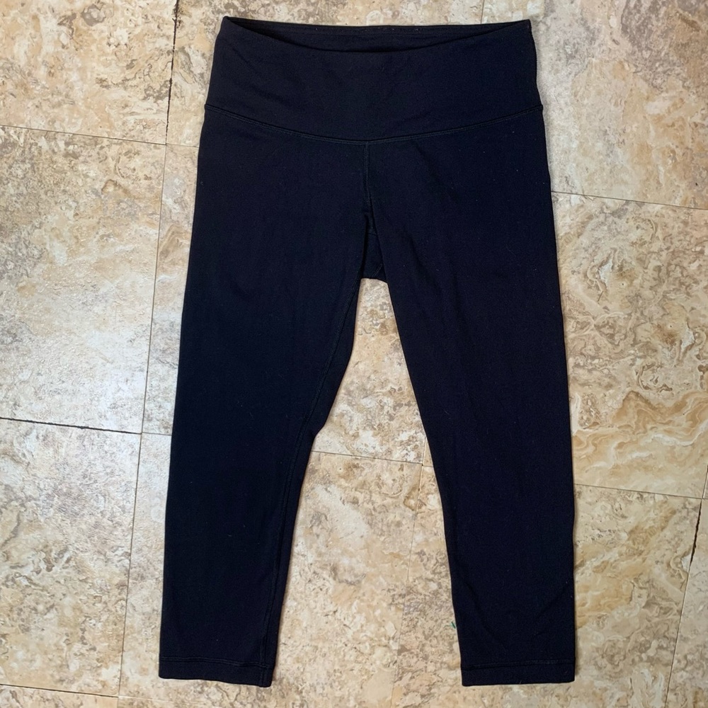 Lululemon Black Capri Leggings